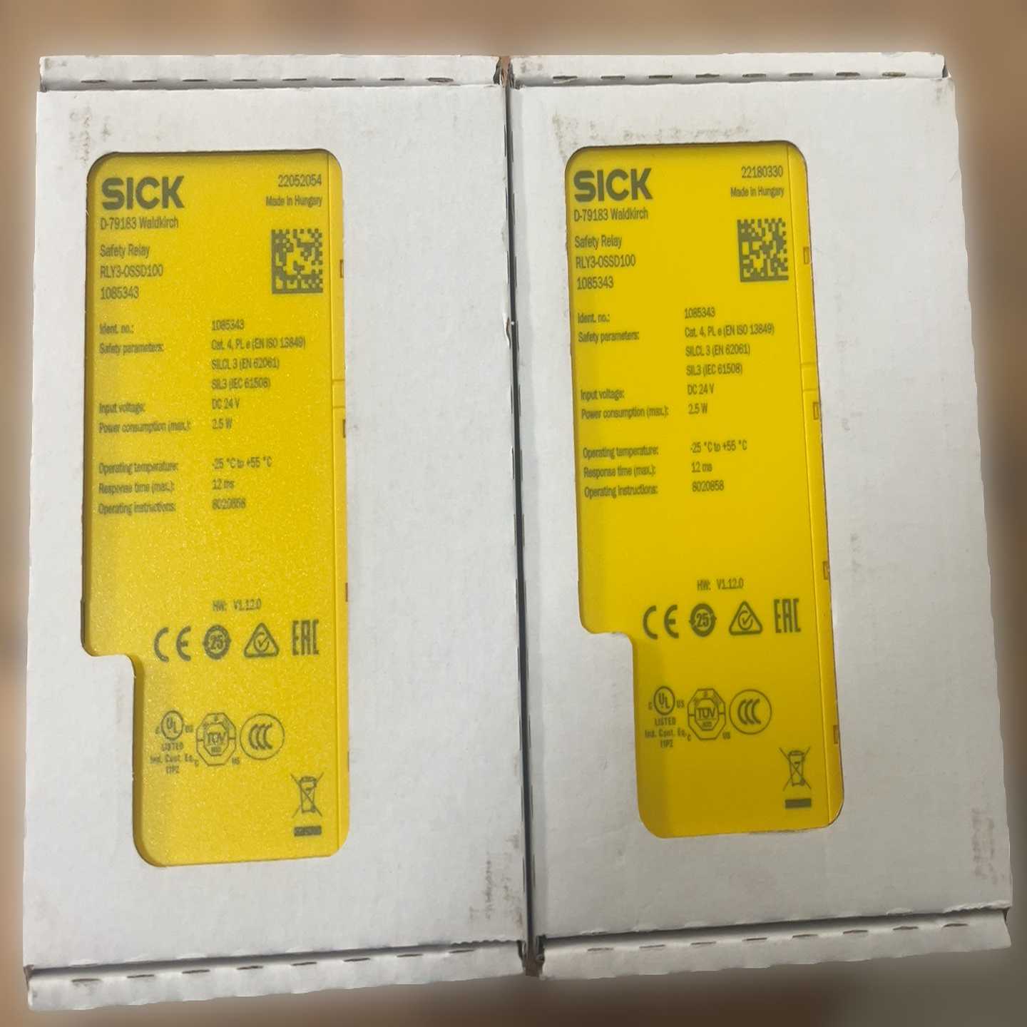 （请询价）西克安全继电器RLY3-0SSD100数量2个全新