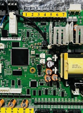 溢价-VACON变频器伟肯PC00751E751G光纤板A