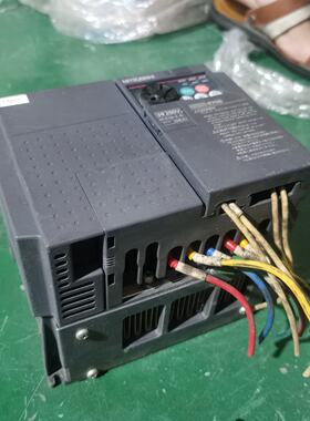 变频器FRE7203.7K3.7KW220拍前询价下单