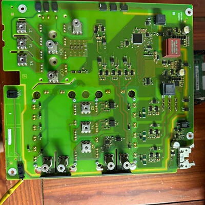 6SL32240BE337UA037KW45K-询