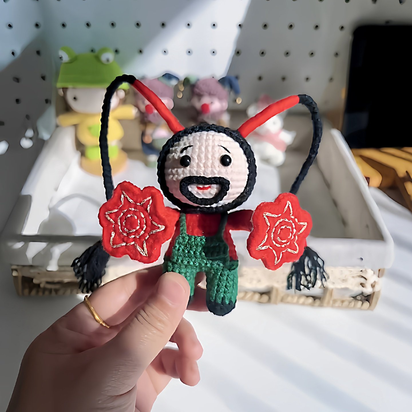 搞笑东北二人转如花玩偶转手帕手工编织DIY毛线材料包汽车装饰品,服饰配件/皮带/帽子/围巾,DIY编织材料包,淘宝优惠券,粉丝福利购,淘宝优惠卷