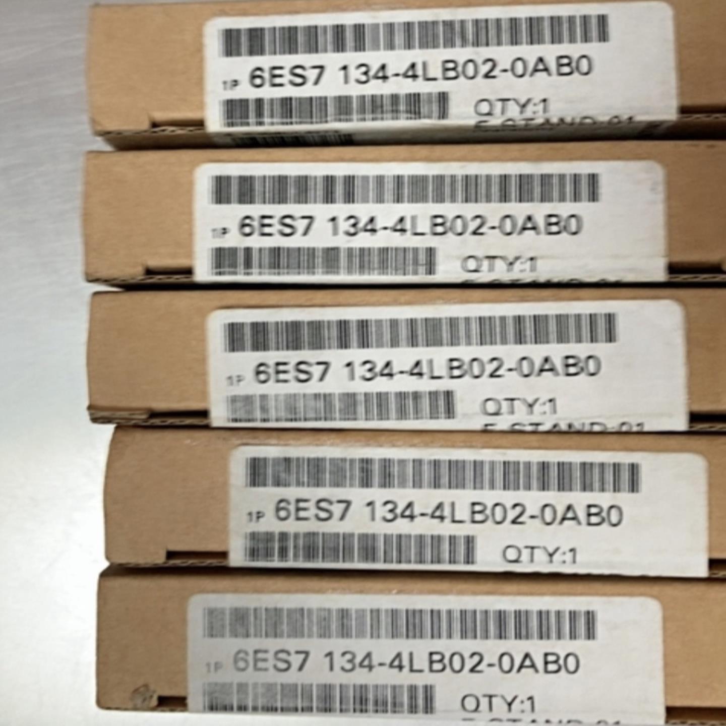 未拆封6ES7134-4LB02-0AB0产品质保一年(佳毅工控)