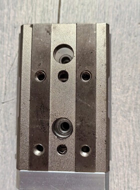 议价件25AMXQ1610AS滑台气缸成色议价