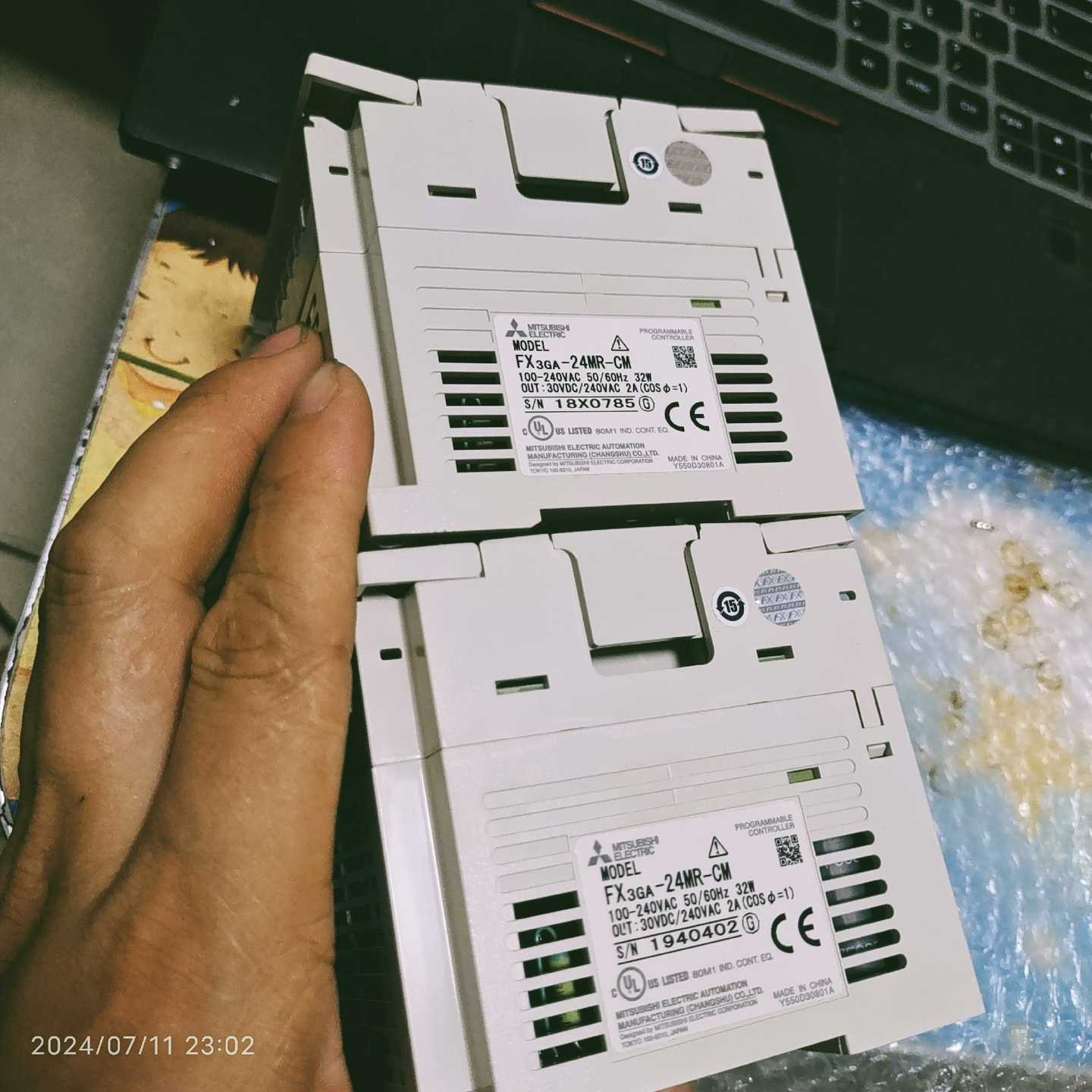 19年9成新FX3GA-24MR三菱装机装柜子充新包拍前询价