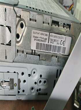 三菱Q系列定位模块，型号QD75D4，有2个，九成新，功能正--议价