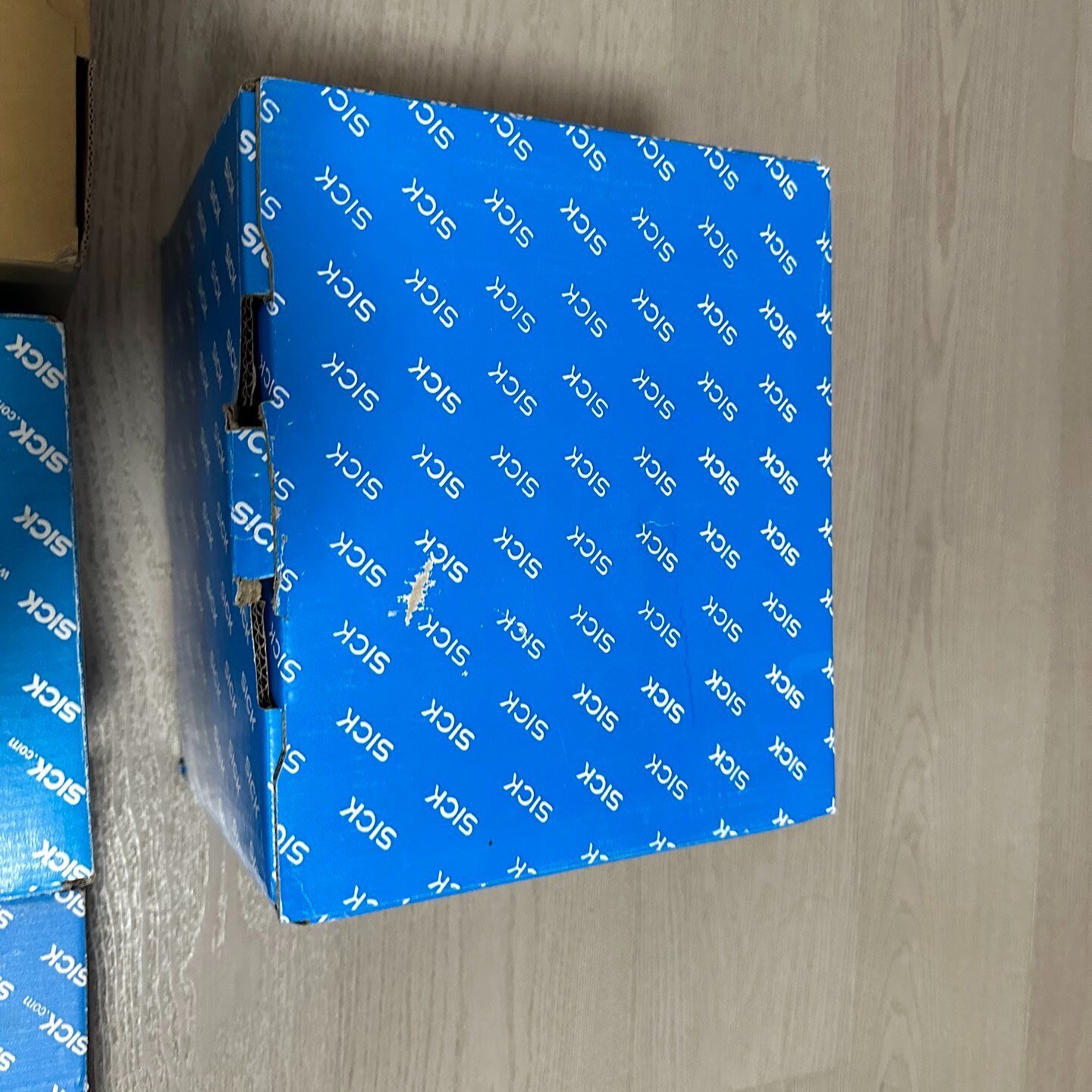 SICK西克NAV350-3232扫描仪二手99新带包装--议价商品