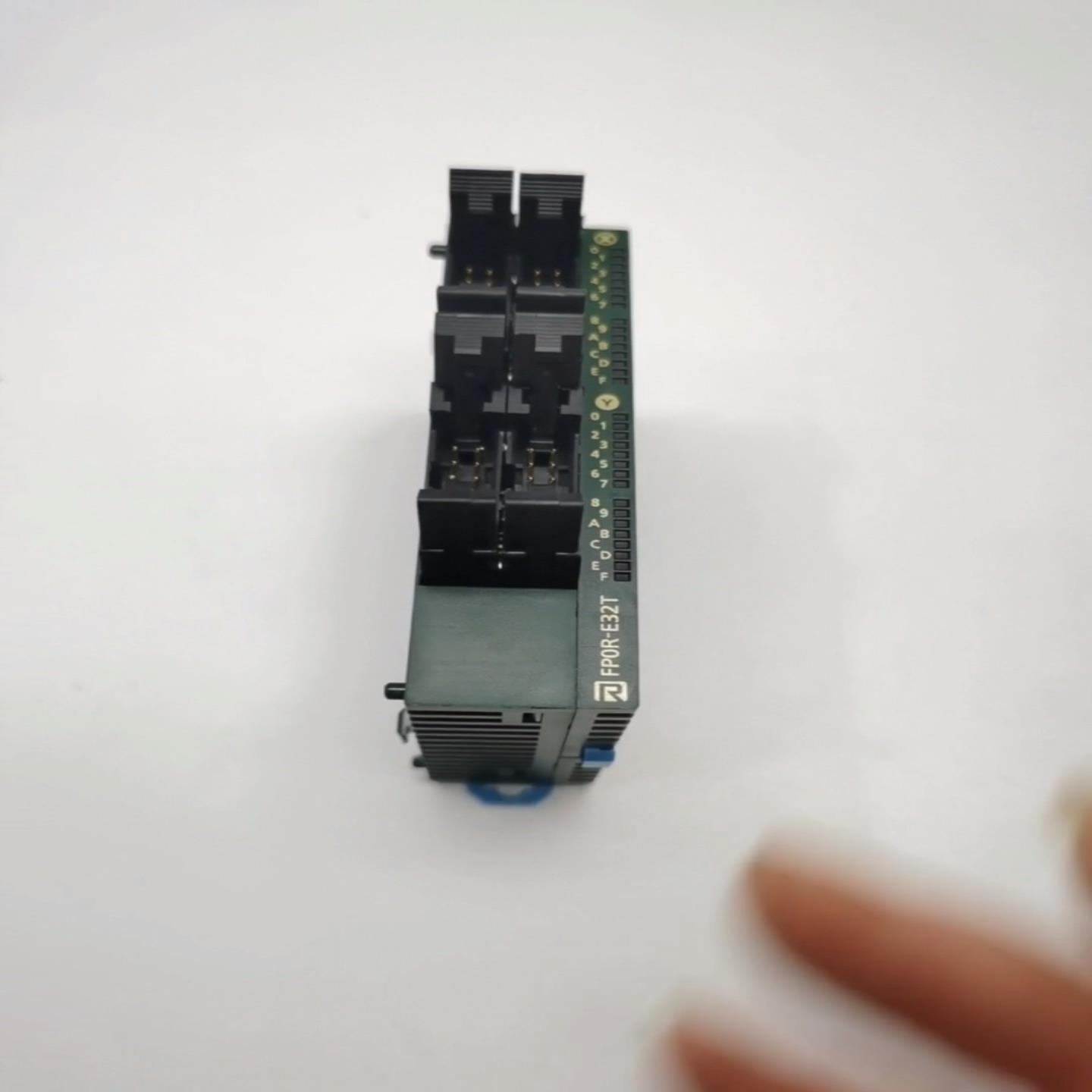 FP0R-E32T FPOR-E32T AFP0RE32T原