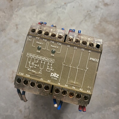 皮尔兹PILZ安全继电器474695，型号PNOZ 24VD【议价】