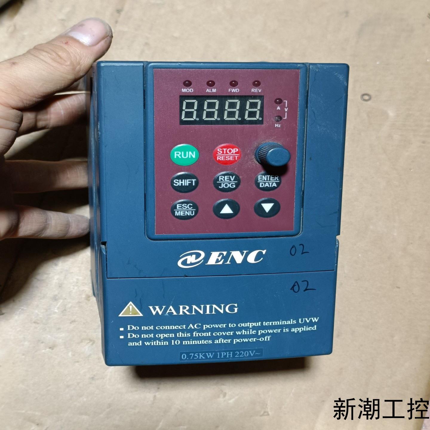 易能变频器EDS800-2S007N 075KW 220V议价商品