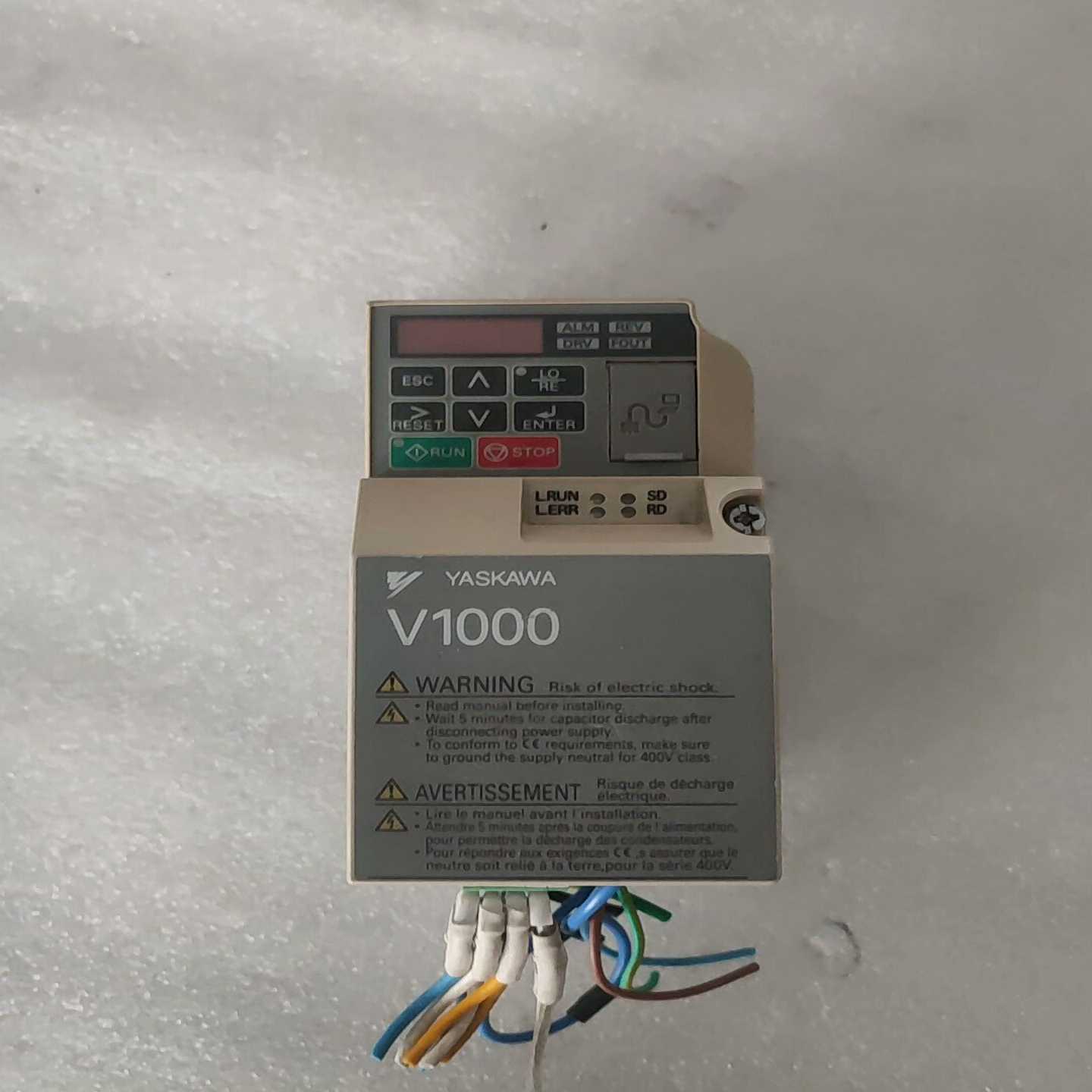 CIMR-VT2A0002BAA安川变频器,0.2KW适用