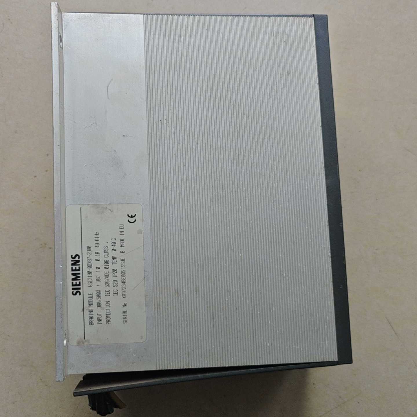 西门子制动模块，型号6SE3190-ODX87-2DAO，输