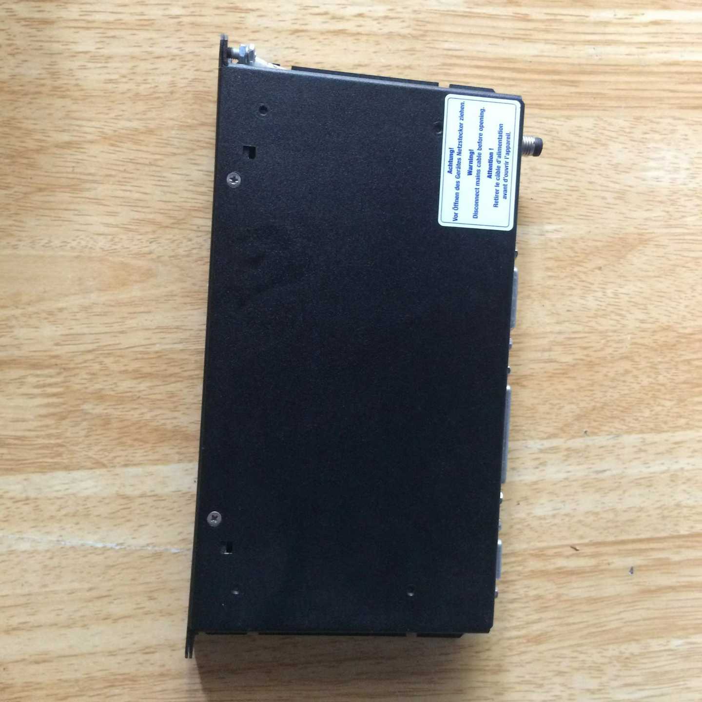 德国PI音圈电机伺服控制器C-413K009，24V供电，带--议价商品