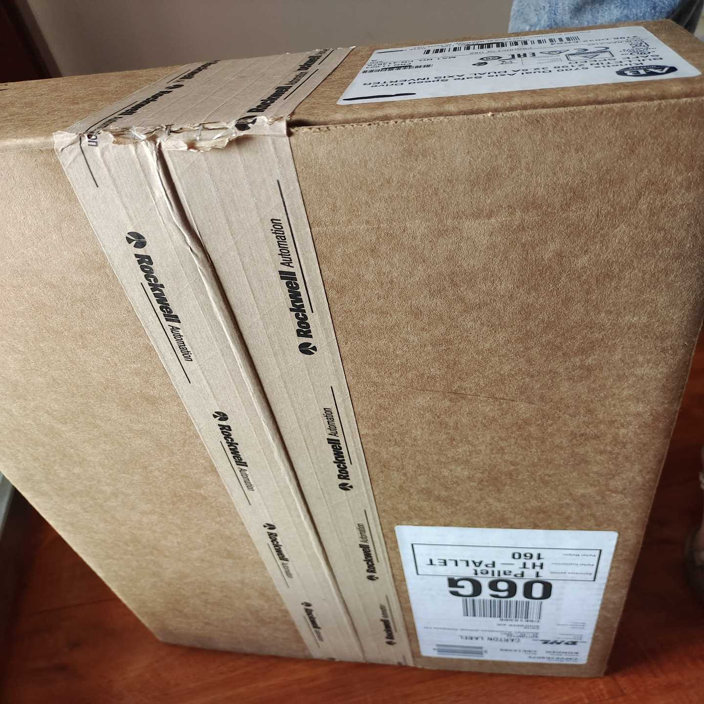 2198-D032-ERS3，罗克韦尔伺服驱动器询价