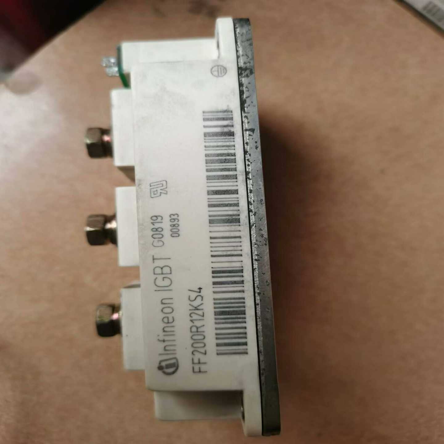 议价英飞凌FF2G00R12KS4，功能正常，标价包邮现货/维修