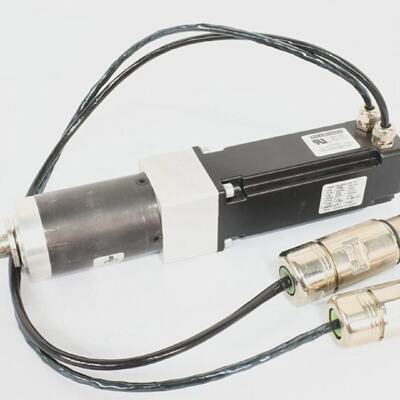 KOLLMORGEN AKM13CANCNR00  PLE 40 Servo motor with gearbox i1