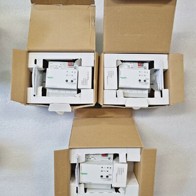 Schneider MTN649330 Universal Regulador Actuador RegK  2x230