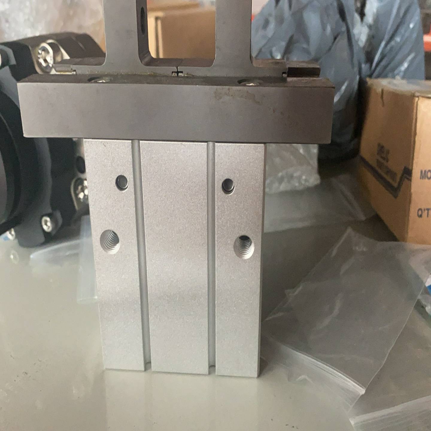 拆机：INA滑块KWVE35SLG3Ⅴ2  每条1.5米带滑--议价商品