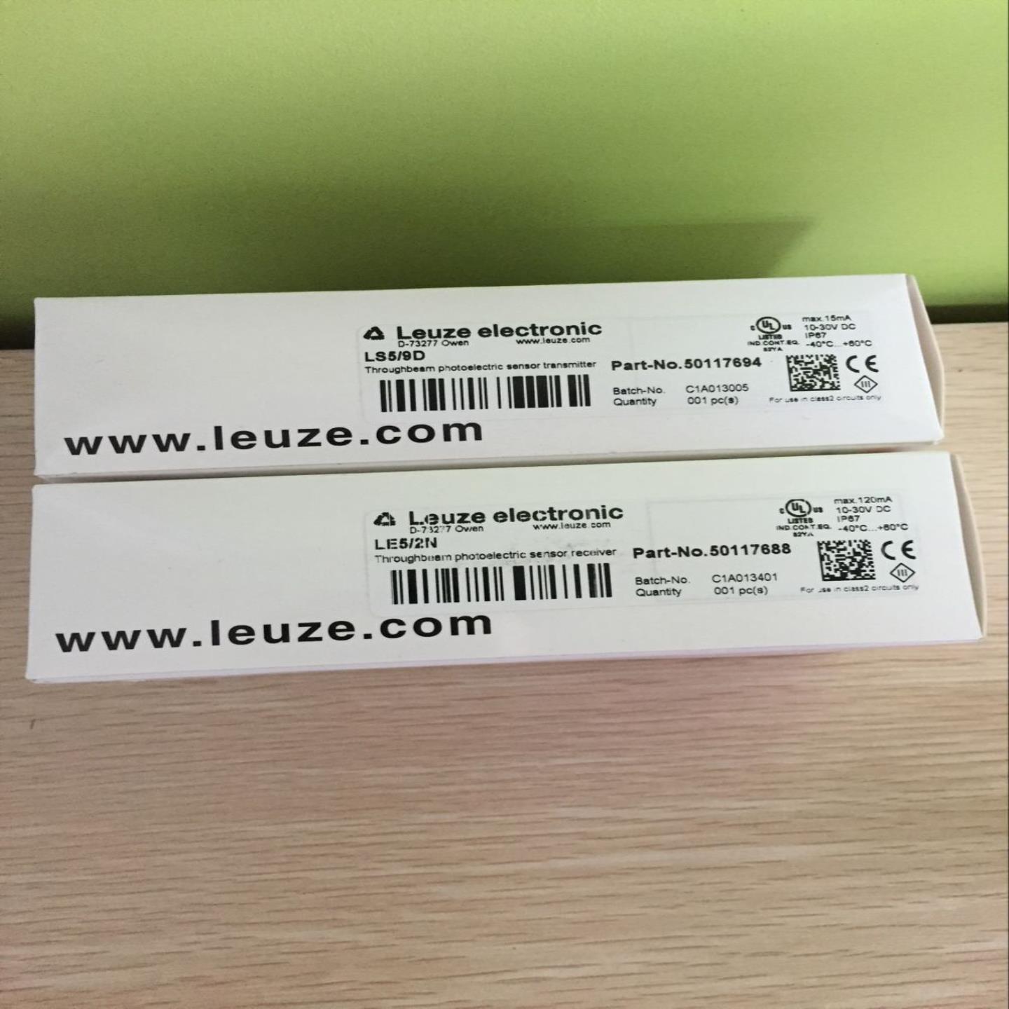 售前询价LEUZE劳易测对射式光电开关LS 59D+LE 52N