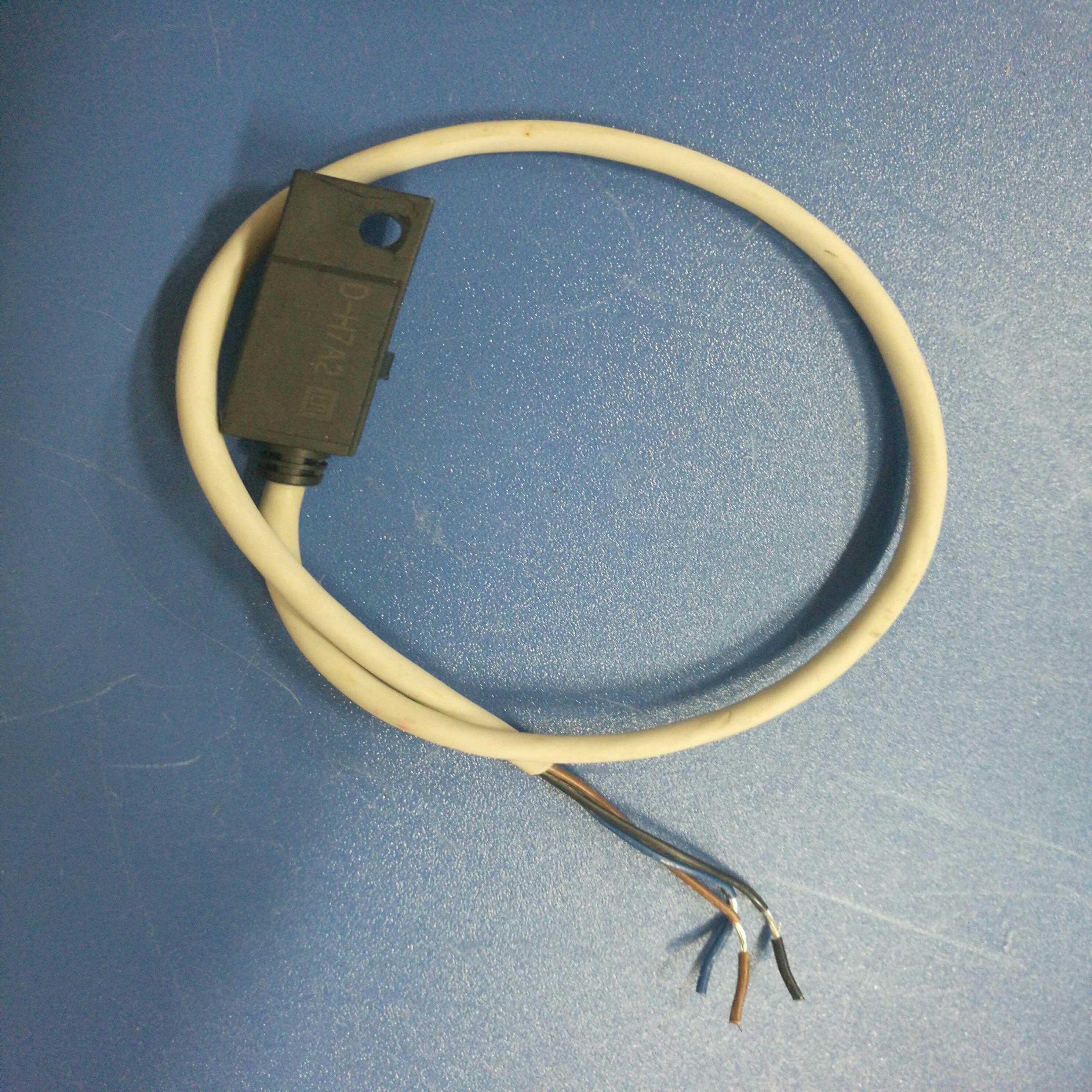 原装SMC D-H7A2磁性开关现货特价出售300mm长线询价