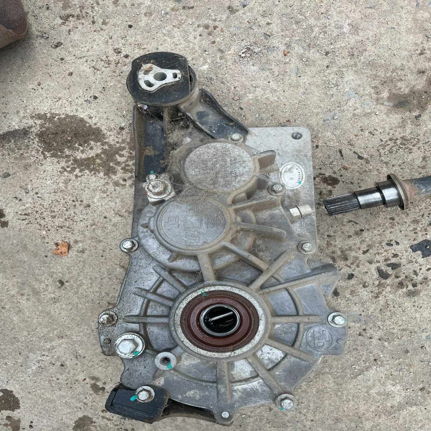 知豆d2变速箱，知豆d2s变速箱，d2半轴，传动轴~询价