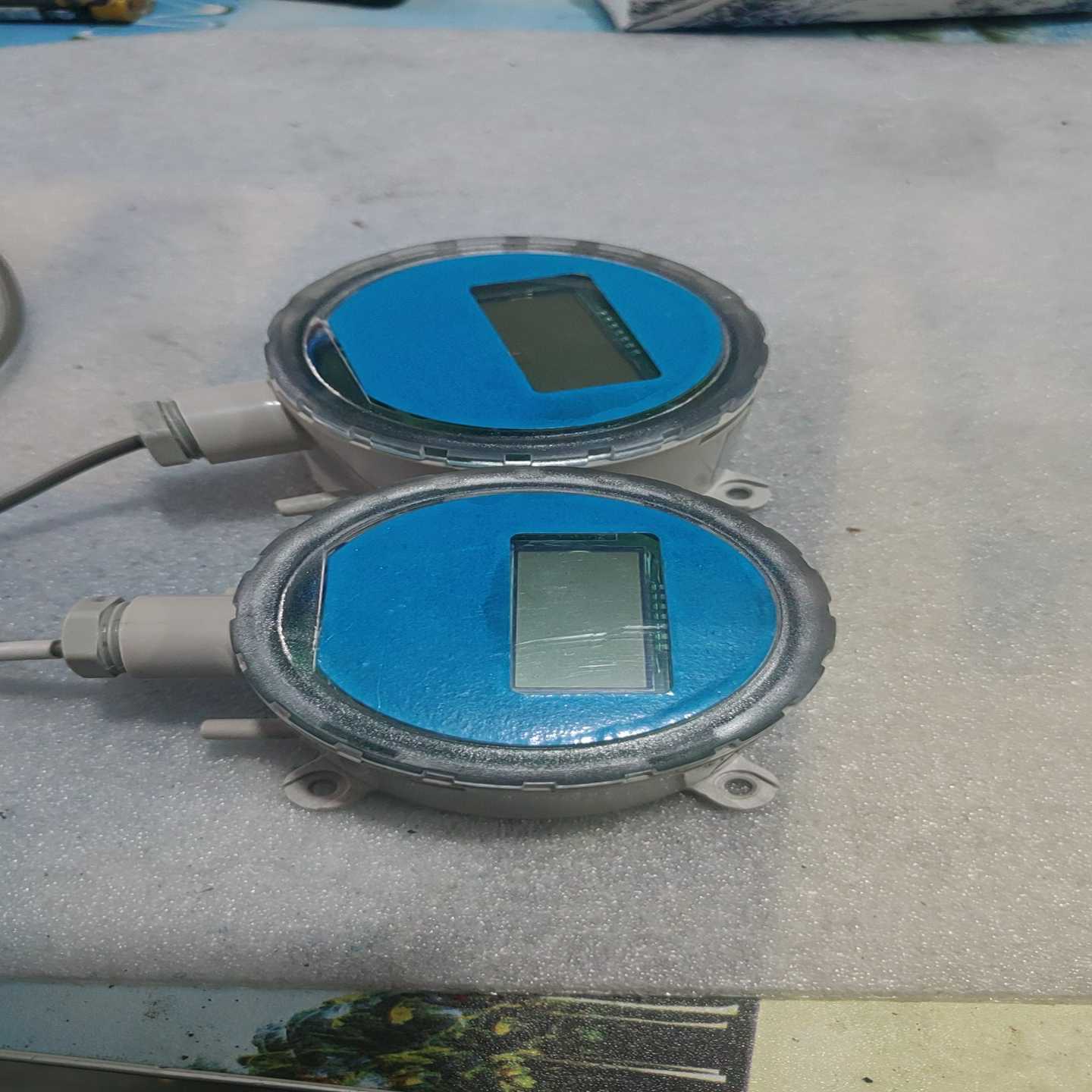 两台管道风速变送器，型号WS200F-SPDT，几乎全新。量--议价商品