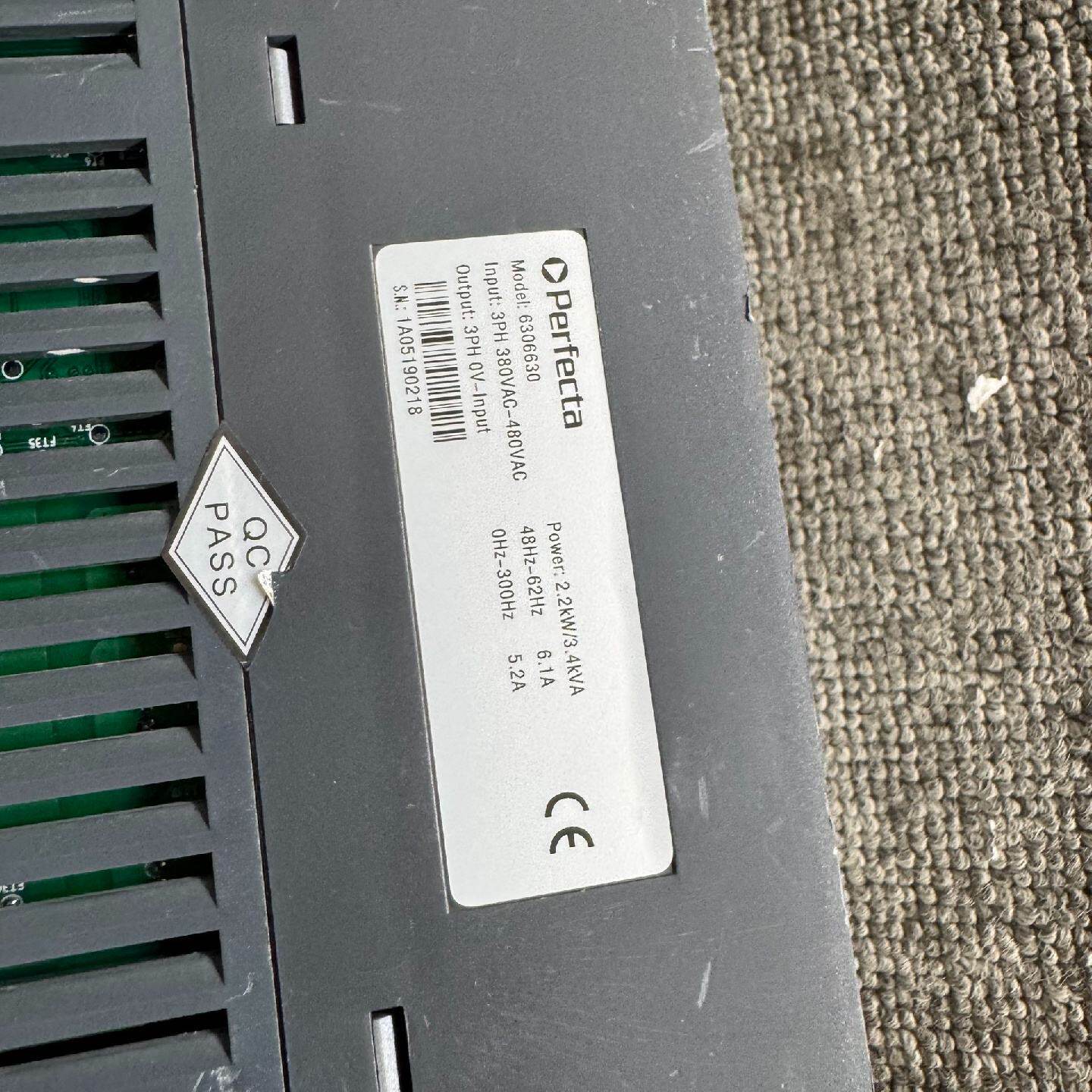 Perfecta变频器，2.2KW功率，380V三相输入输出--议价商品