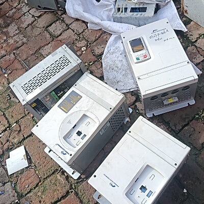 询价*剪线SD6K一011052型45KW55Kw变频器2