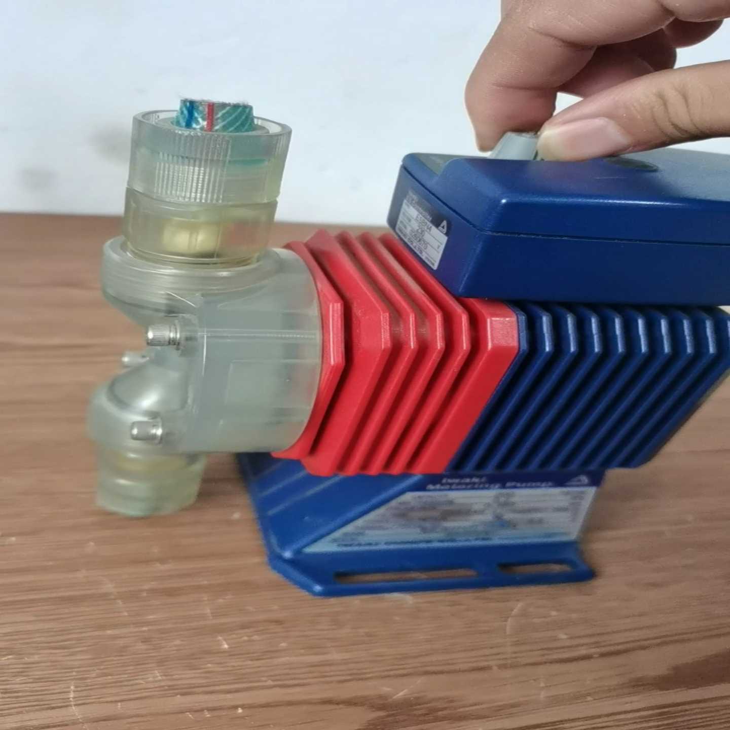 询价日本IWAKI易威奇隔膜加药泵ES-B31VC-230N4电