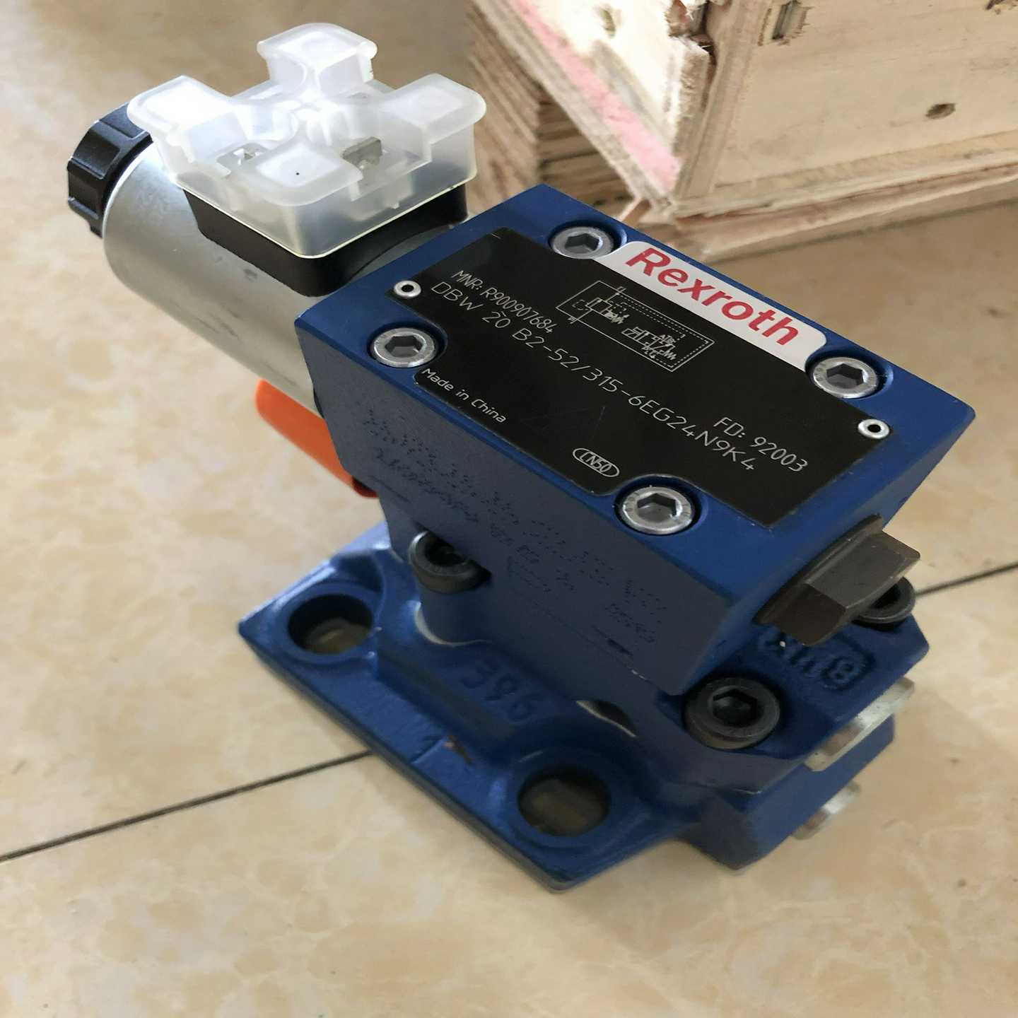 配件R900907684型号DBW20B2-52315-6EG24N9K4溢流阀力士议价