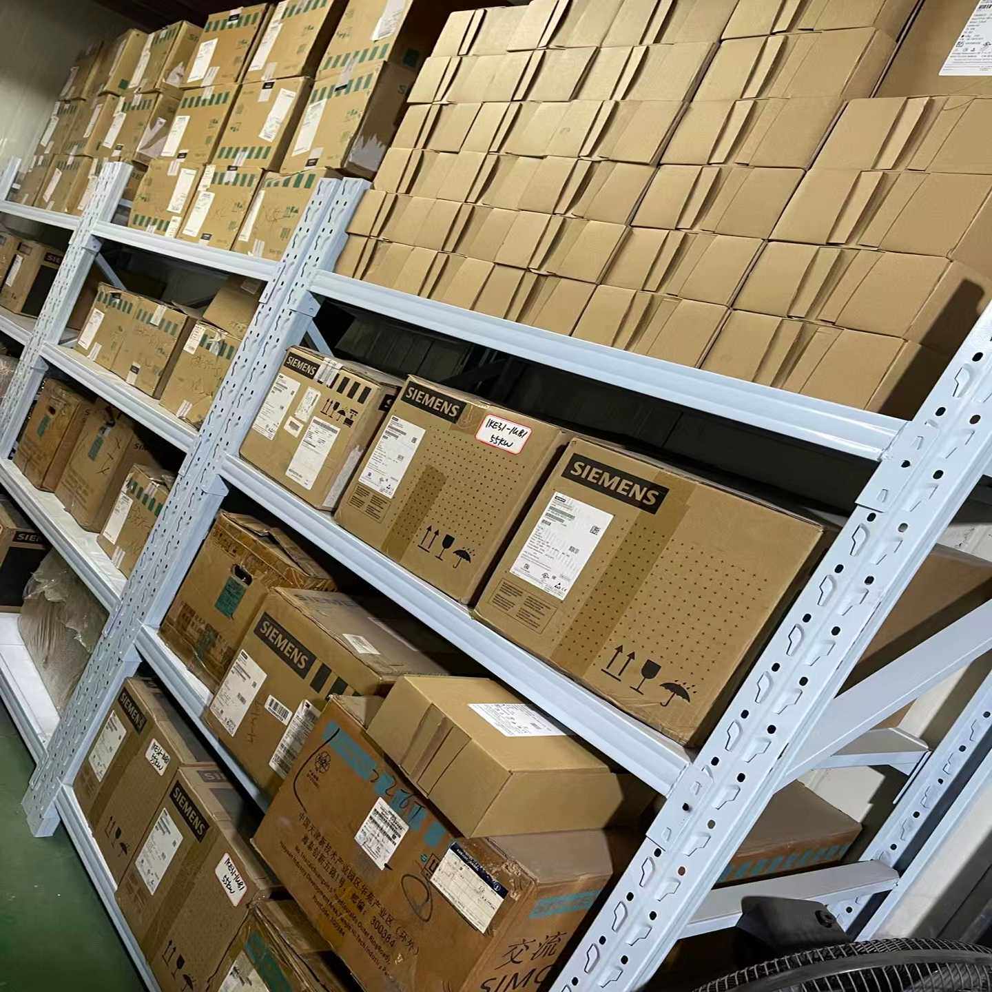 1FT6086-8AF71-3EB2电机真实现货，价格好，加议价