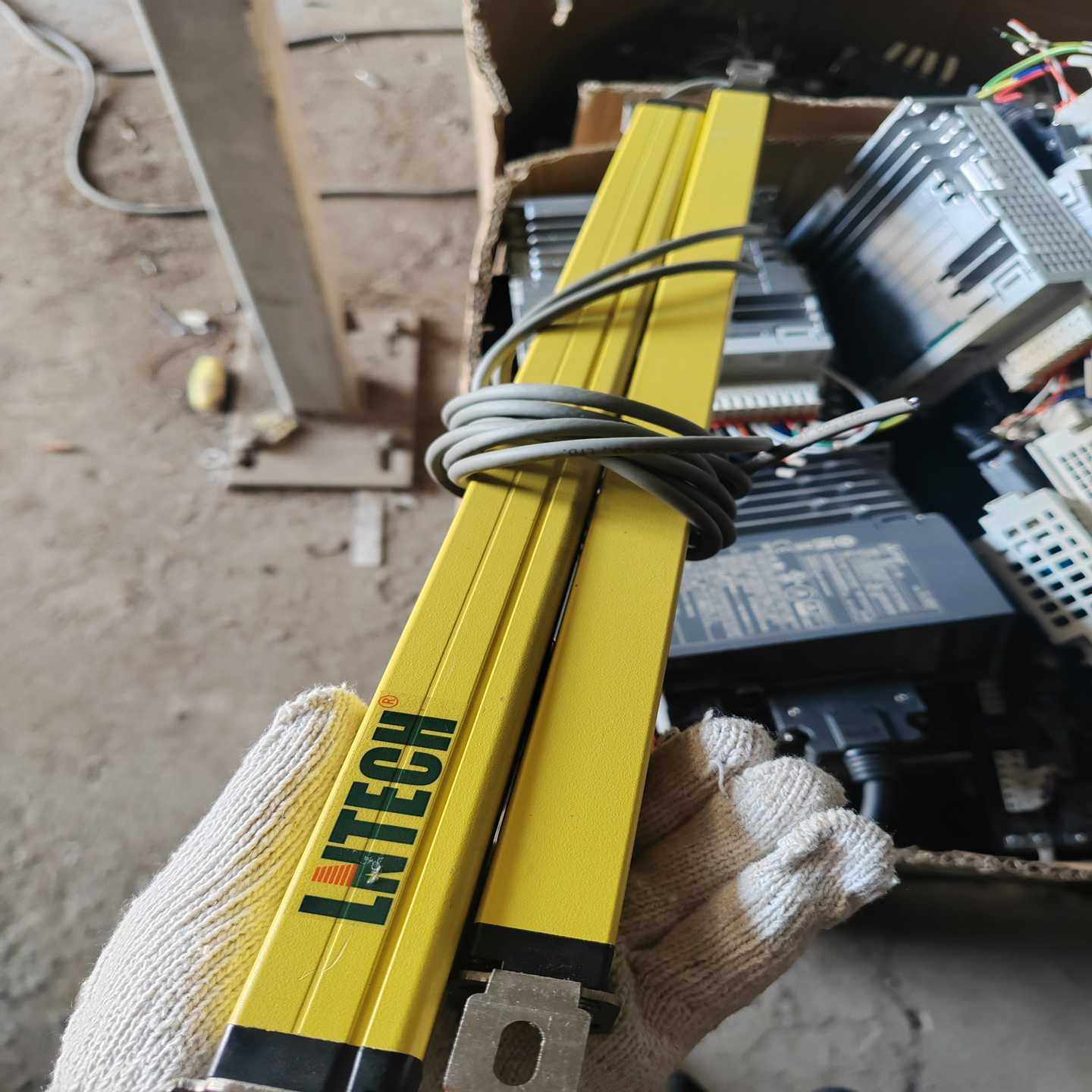 LNTECH莱恩光电安全光栅，型号SENSER-A，黄色外壳--议价商品