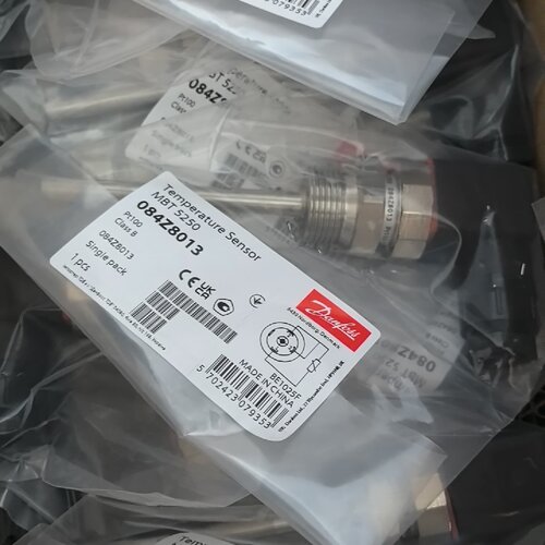 询-丹佛斯温度传感器MBT5250084Z8013正