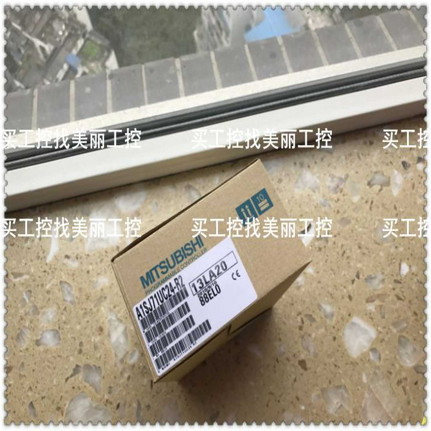 新品三菱A1SJ71UC24-R2/A1SJ71UC24-R4/A1SJ72QBR15/A1SJ72QLP25