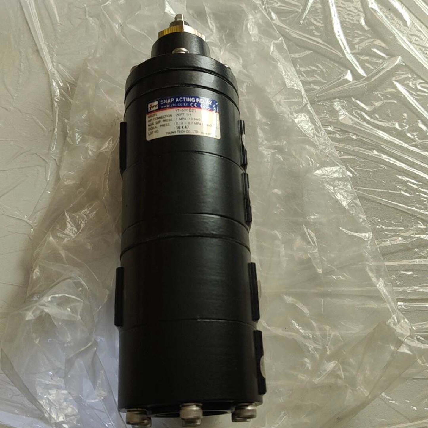 韩国永泰进口的YT520D21气控换向阀全新未使用最--议价商品