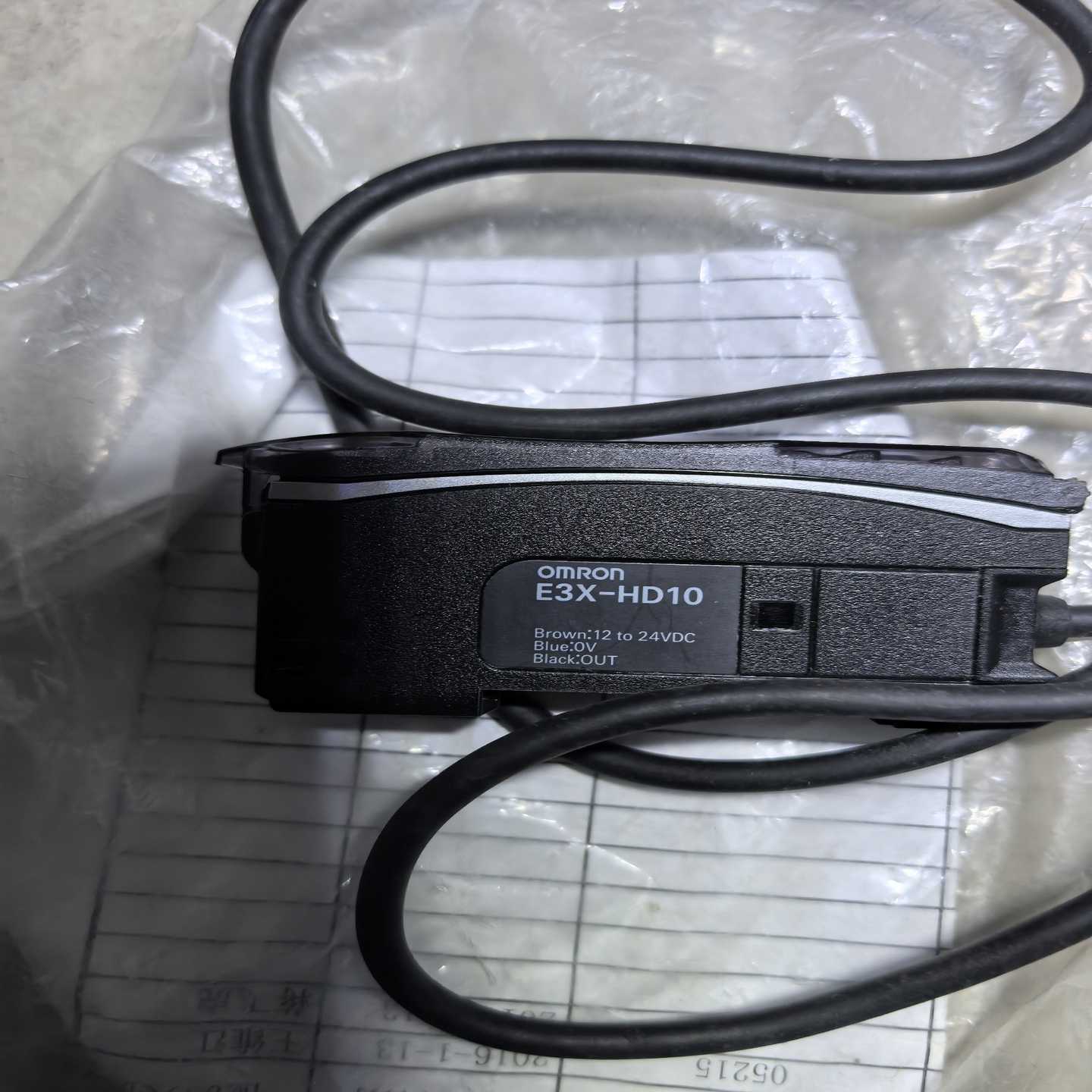 原装欧姆龙E3X-HD10光电放大器全新原装正品、成色非常O~议价