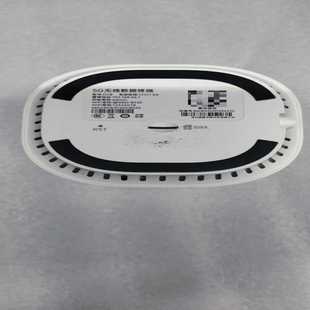 5G无线数据终端型号CC8正常使用配电源实物图--议价商品