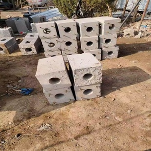 立杆水泥墩灯杆底座充电桩基础太阳能灯杆预埋件基础围栏基础