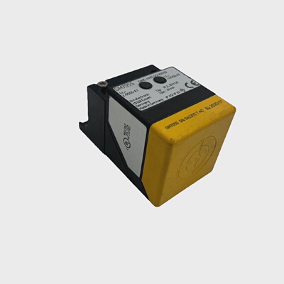 IFM GM705S SAFETY SENSOR USED  WORKING