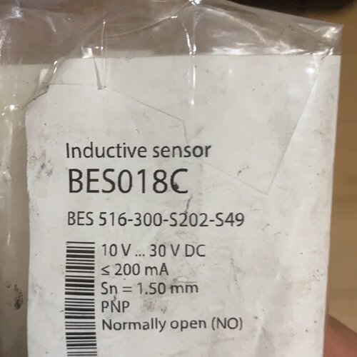 询-巴鲁夫BES018C感应器