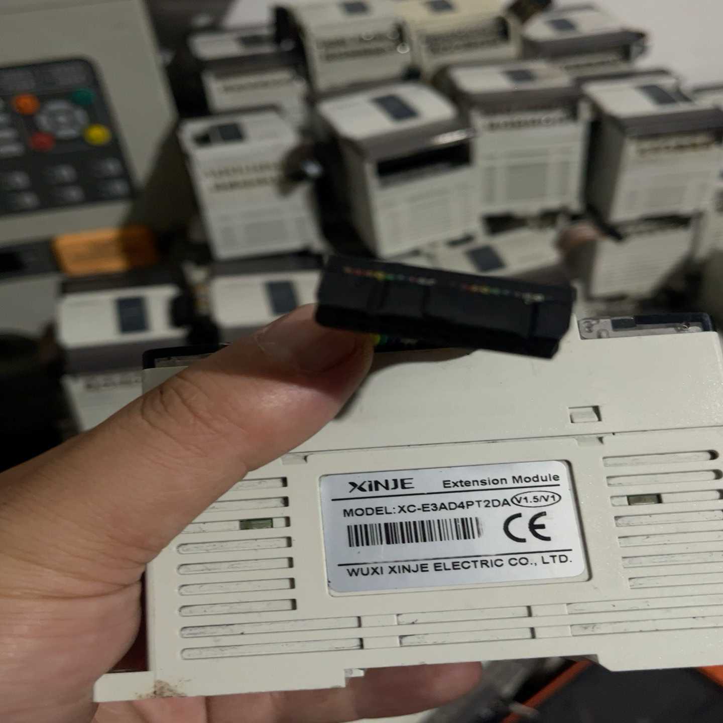 咨询-信捷PLC扩展模块XC-E3AD4PT2DA，