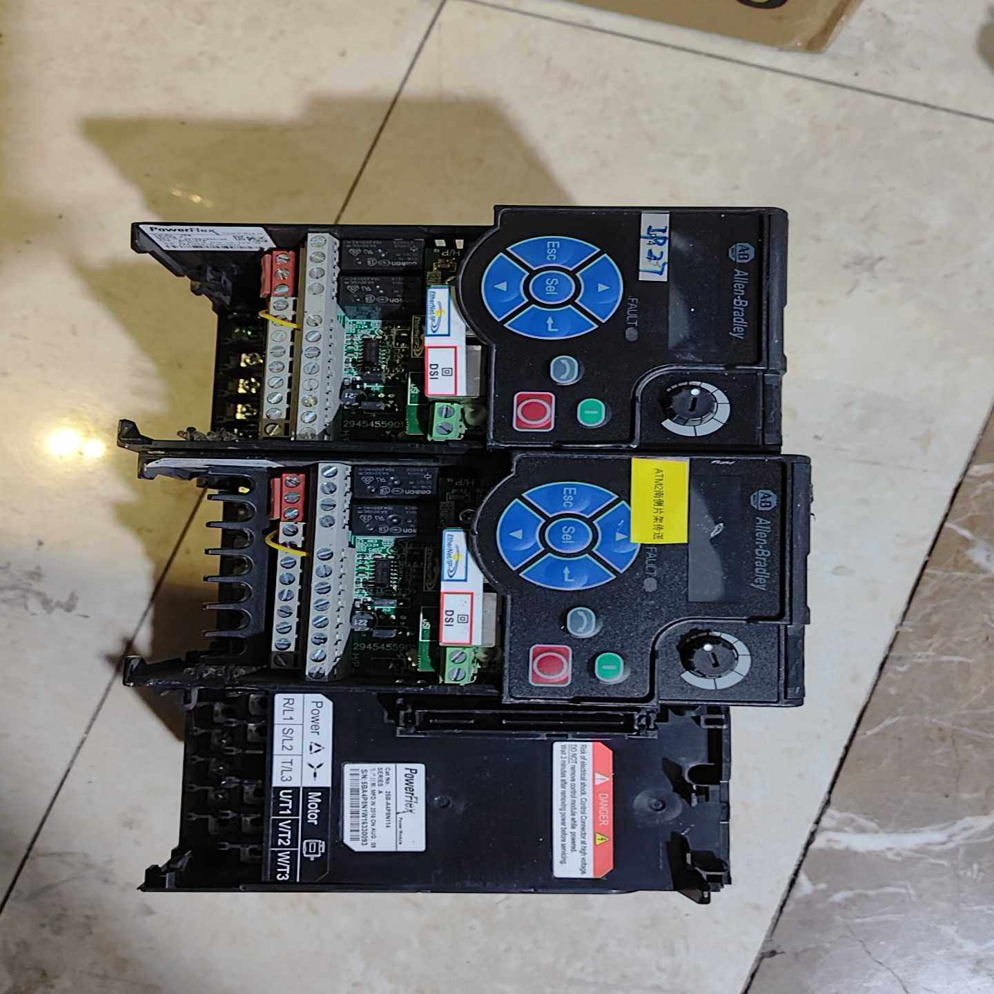 出售PowerFlex变频器，型号25B-A4P8N11