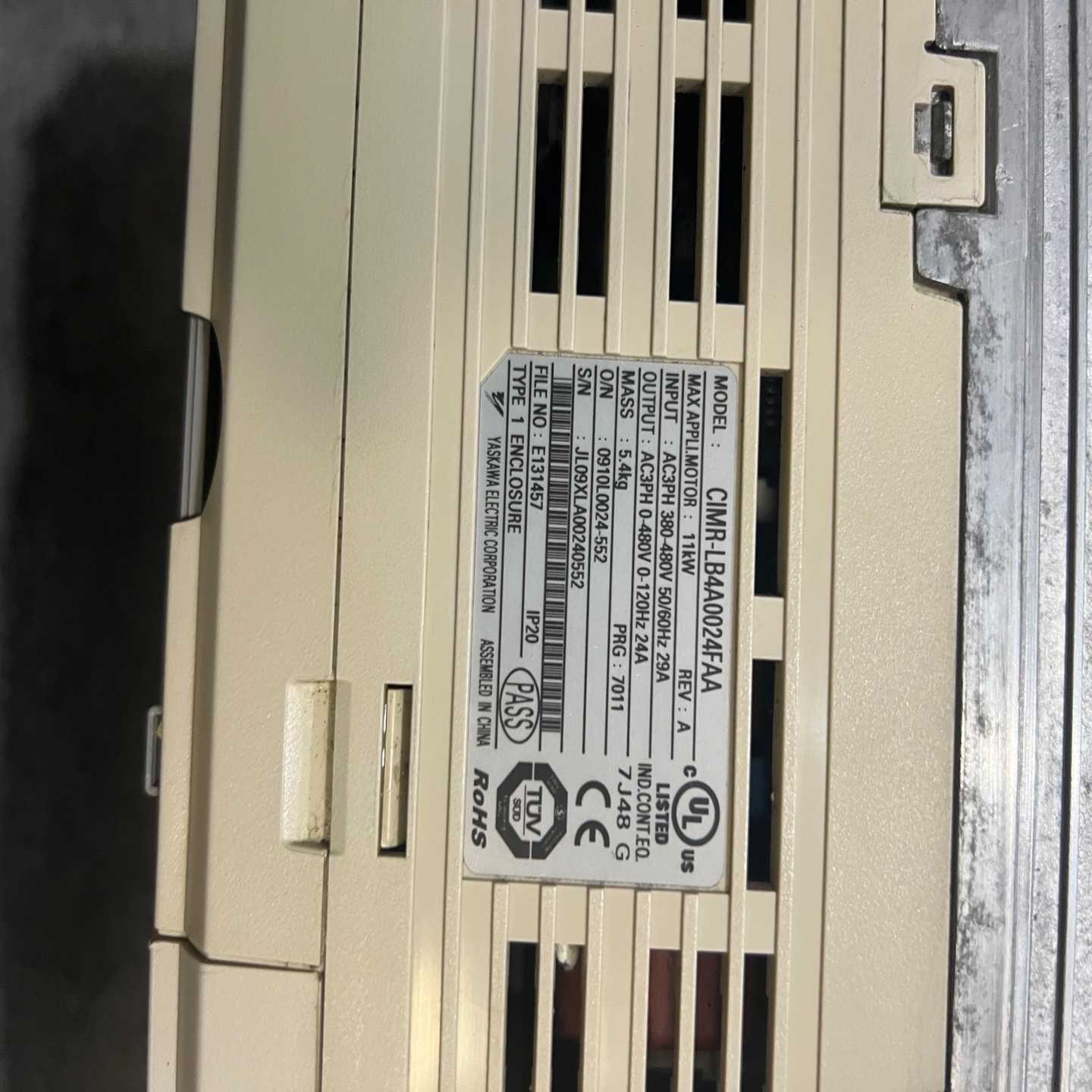 议价安川L1000A变频器，11千瓦不带PG卡，功能包好，不包邮