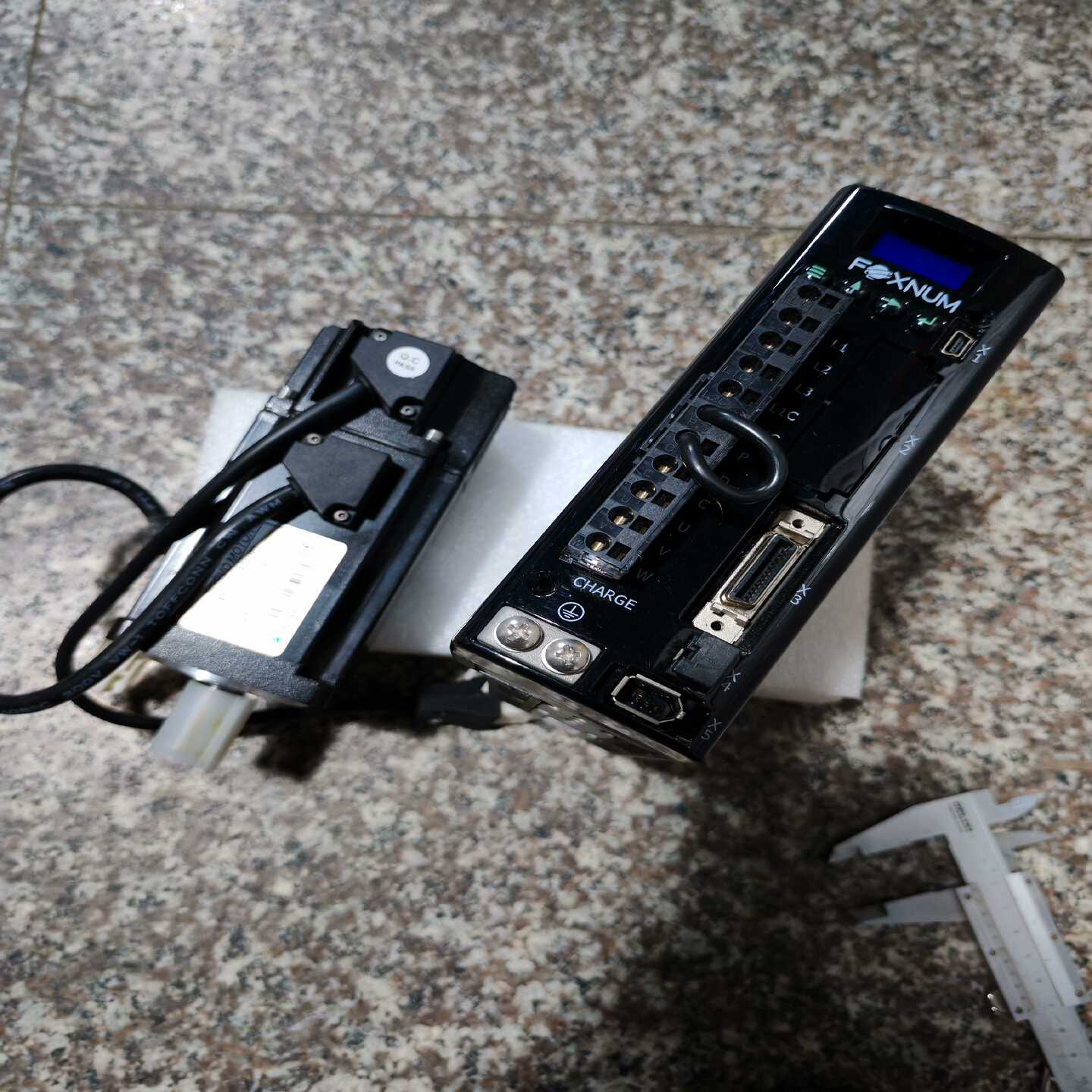 FOXNUM台湾赐福伺服电机0.4KW8套--议价商品