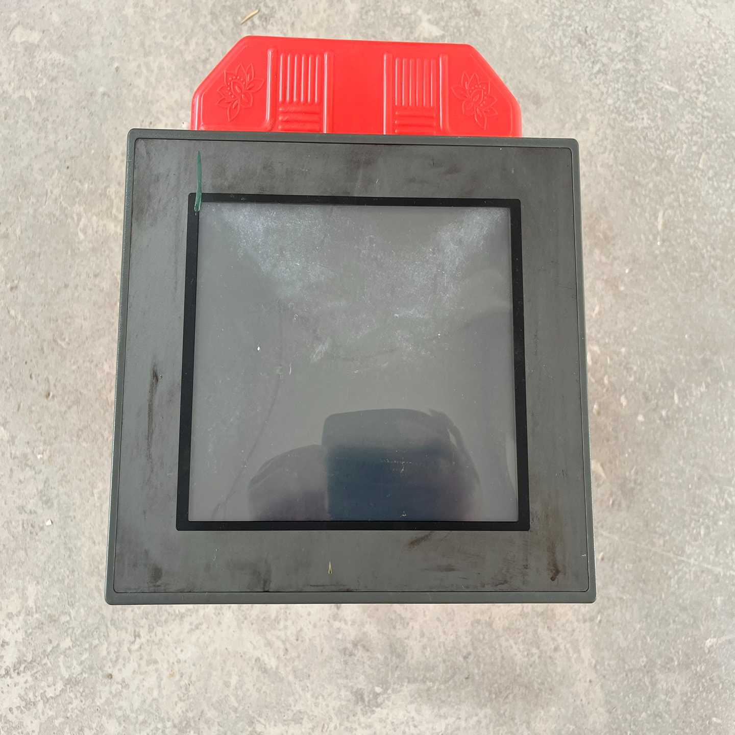 昆仑通态触摸屏,TPC1063E,如图所示,实物拍摄,原装拆--议价商