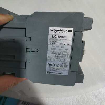 询价#Schneider/施耐德施耐德LC1N65M5N，全新
