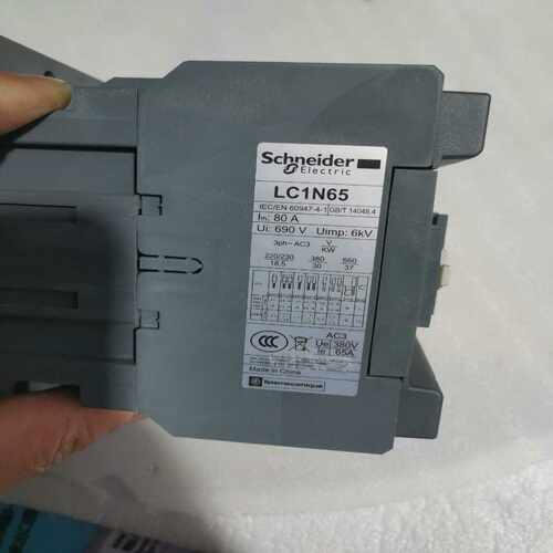 询价#Schneider/施耐德施耐德LC1N65M5N，全新