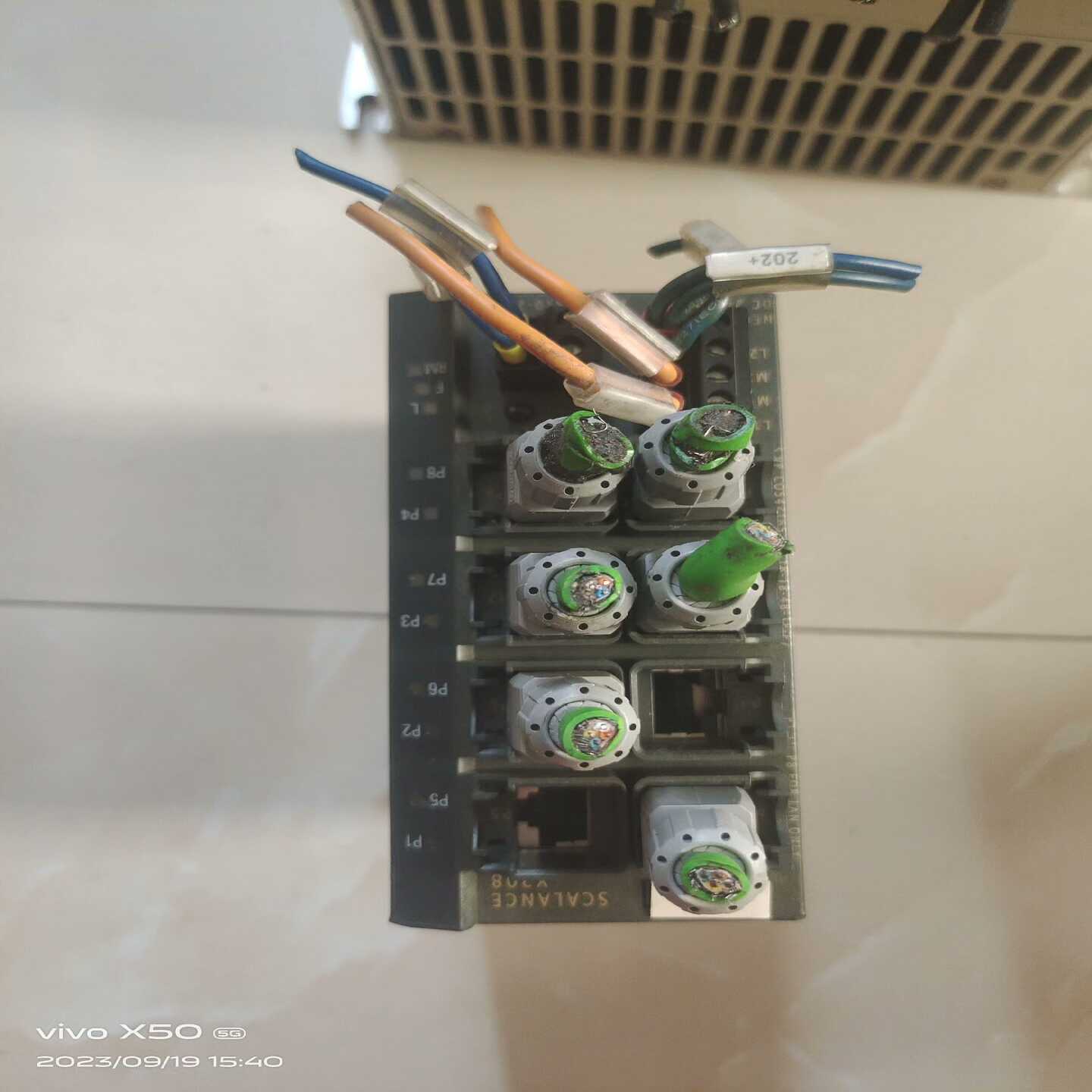 以太网交换机6GK5208-0BA00-2AA3【询价】