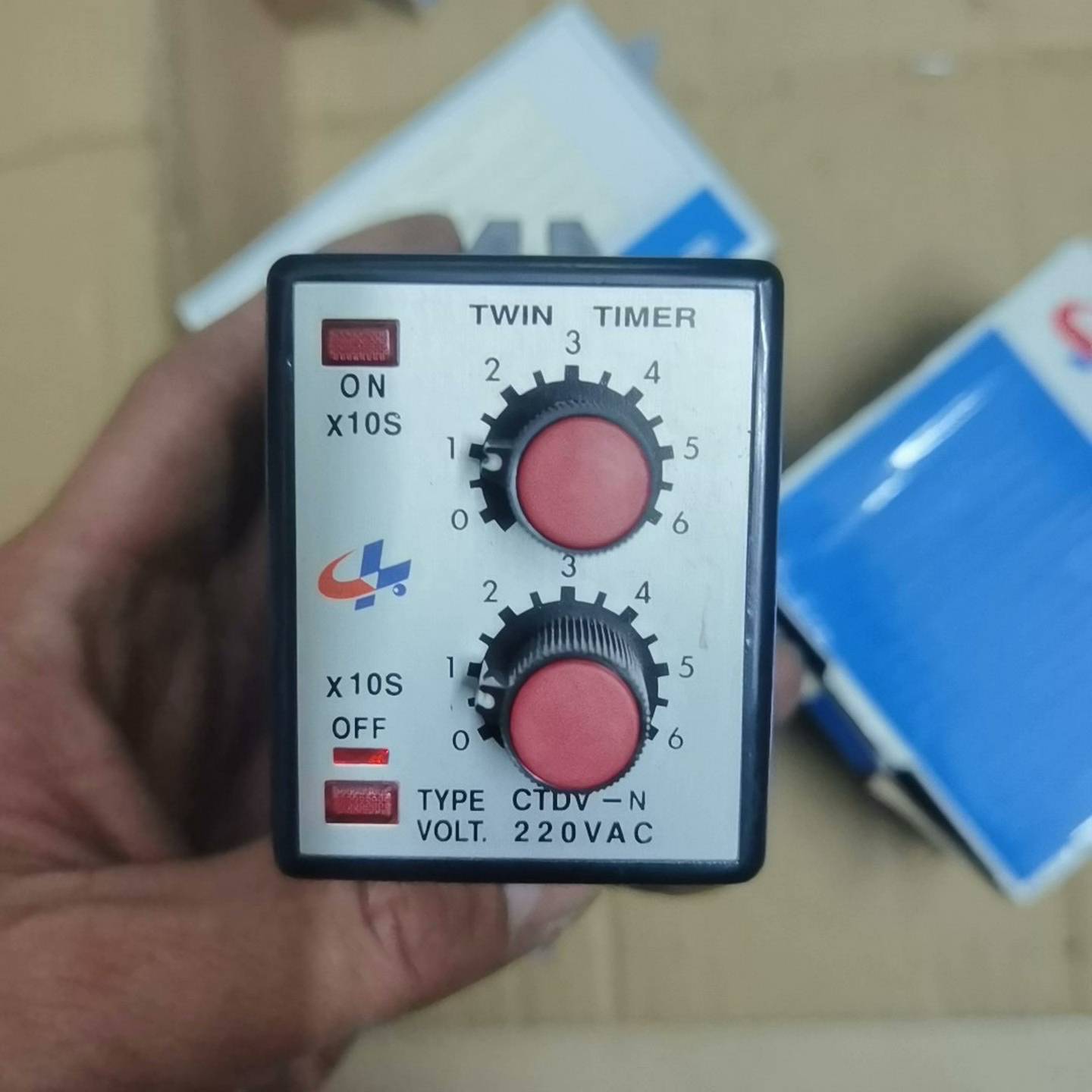 【请询价】全新CKG时间继电器CTDV-N时间60S时间继电器22