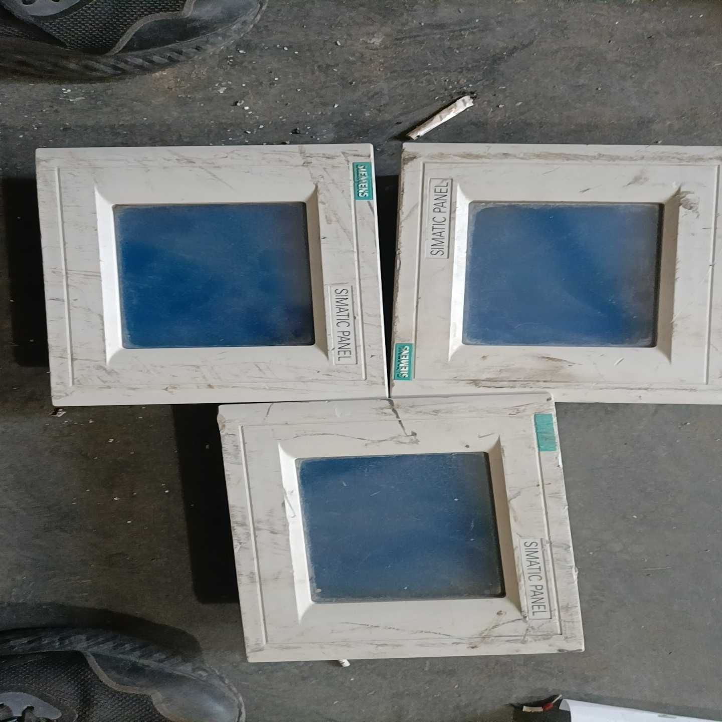 545-0BA15-2AX0通电有显示询价