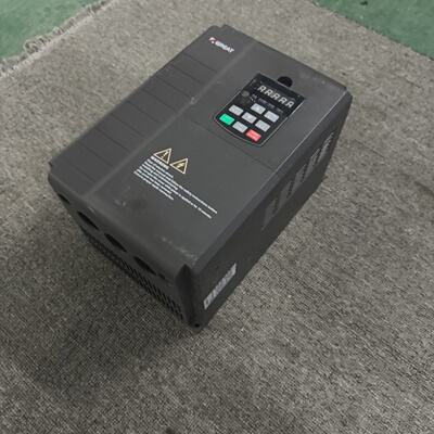 格立特变频器VC8000-015G3/018P3，15KW/--议价商品